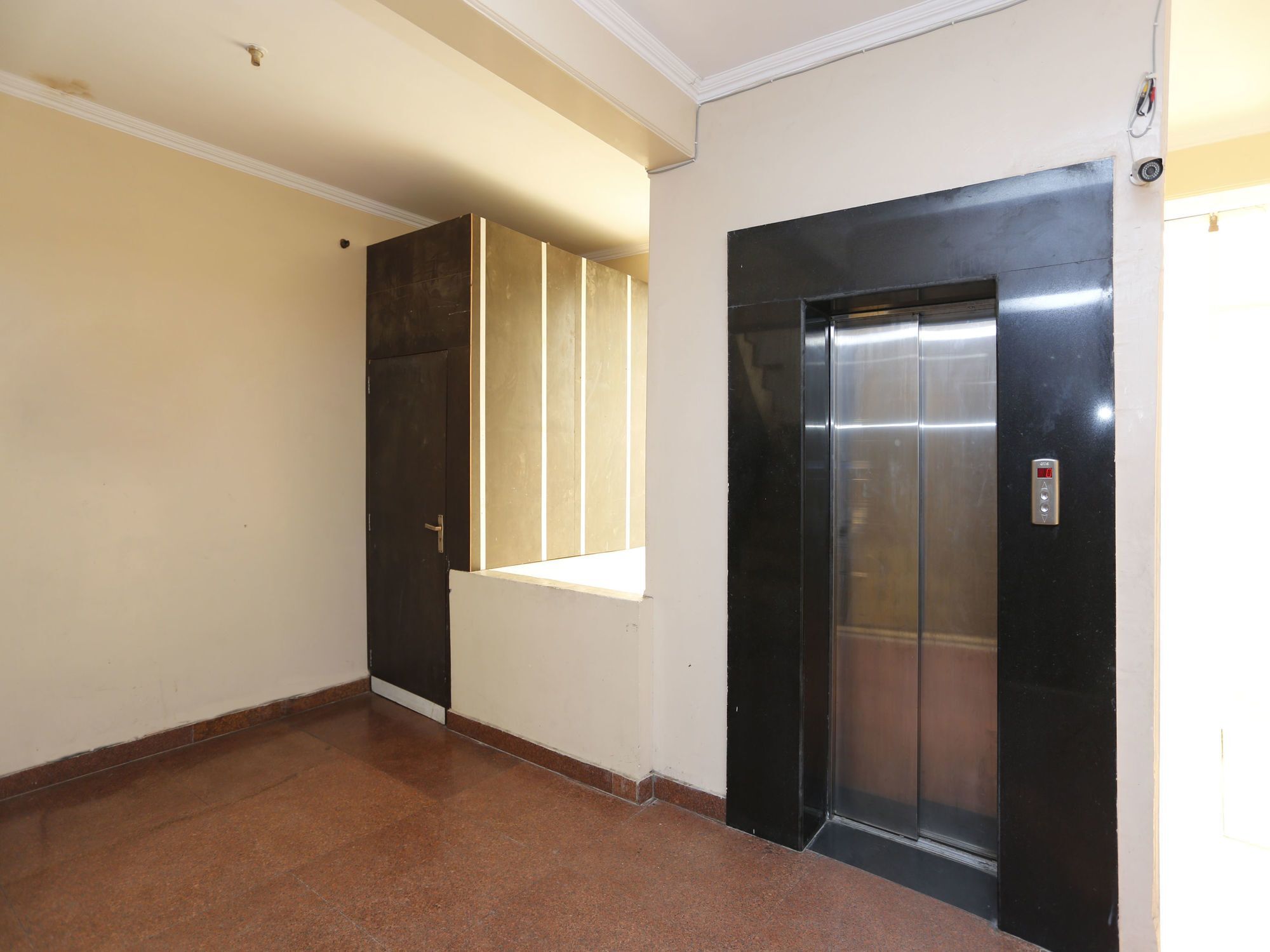 Hotel O Crosswinds Residency Indirapuram Exterior foto